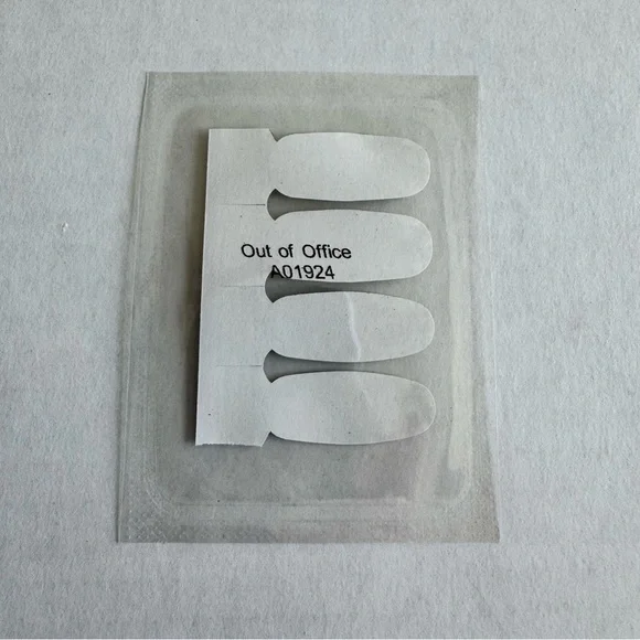 *Exclusive* Color Street: Out of Office | Floral Black Clear Overlay Summer - Picture 6 of 15